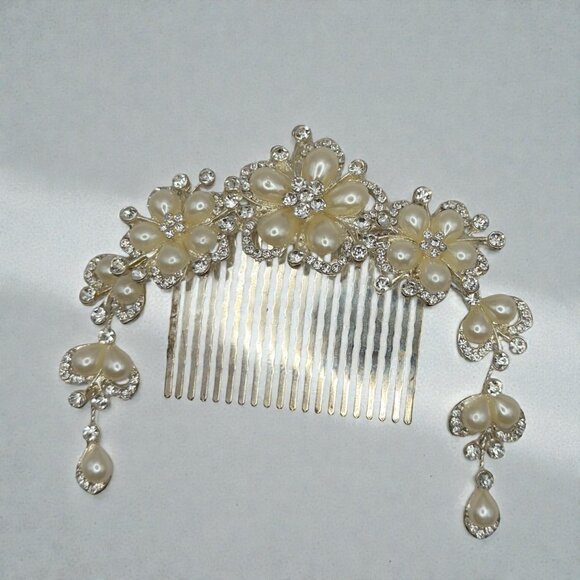 Bridal Hair Comb With Faux Pearls & Rhinestones Floral Design - Picture 3 of 9